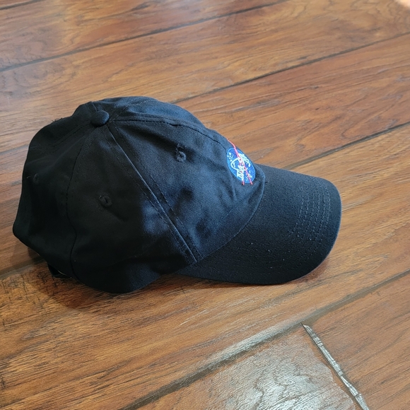 NASA hat - Picture 4 of 7